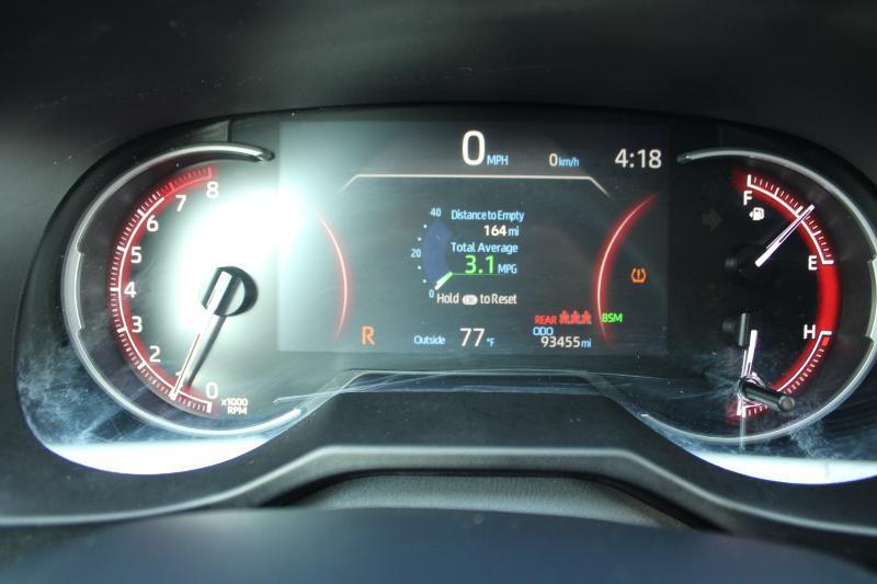 Toyota RAV4 XLE FWD (Natl) 2023