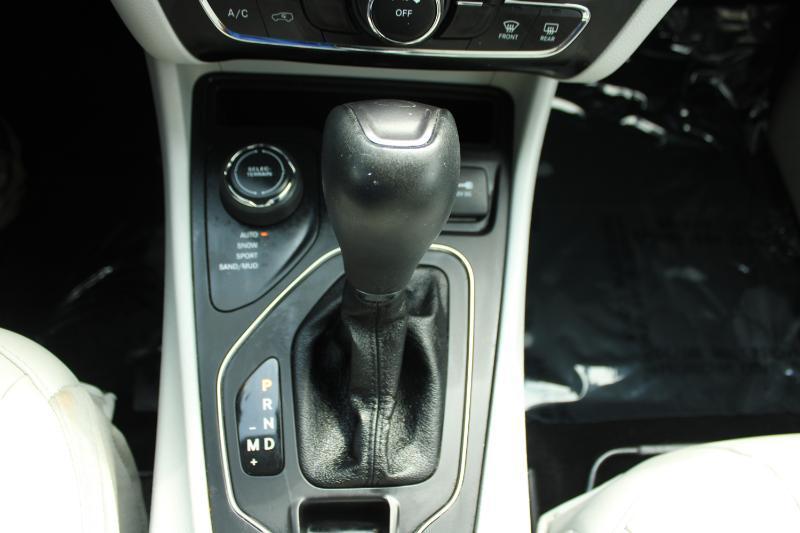 Jeep Cherokee Latitude Plus 4x4 2021