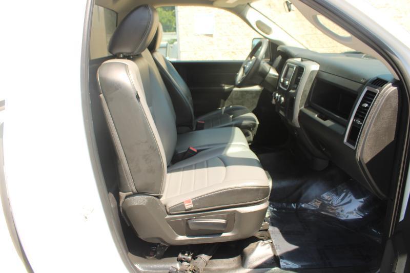 RAM 1500 Classic Tradesman 4x2 Reg Cab 8' Box 2023