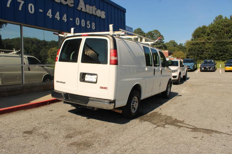 GMC Savana Cargo Van RWD 2500 135" 2017