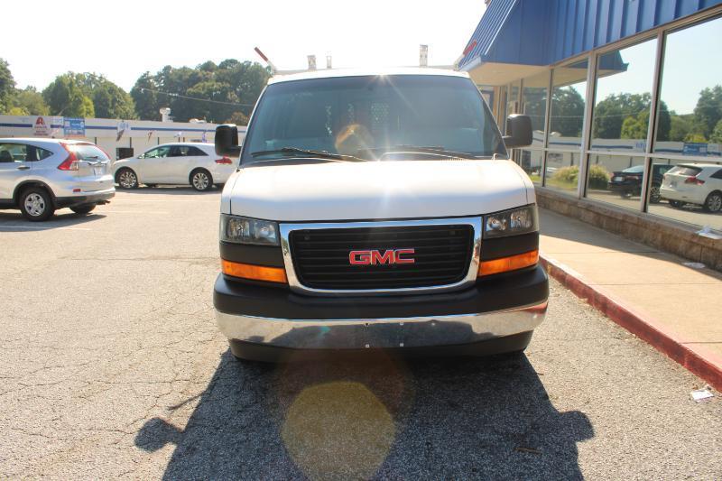 GMC Savana Cargo Van RWD 2500 135" 2017