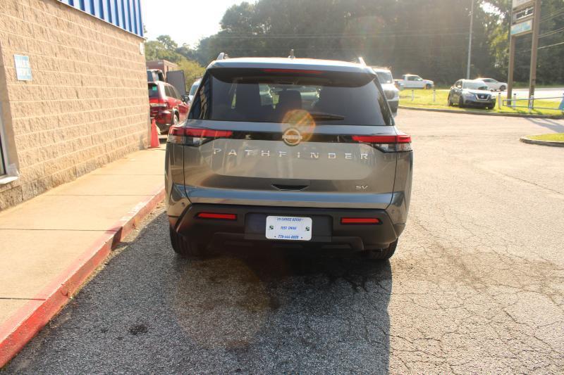 Nissan Pathfinder SV 2WD 2023