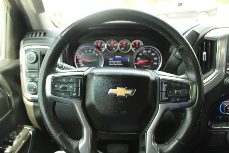 Chevrolet Silverado 1500 2WD Crew Cab 157" LT 2021