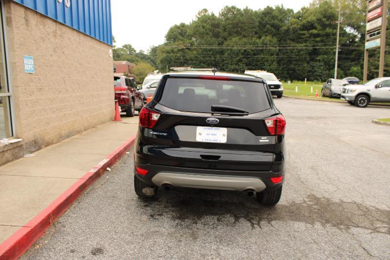 Ford Escape SE FWD 2019