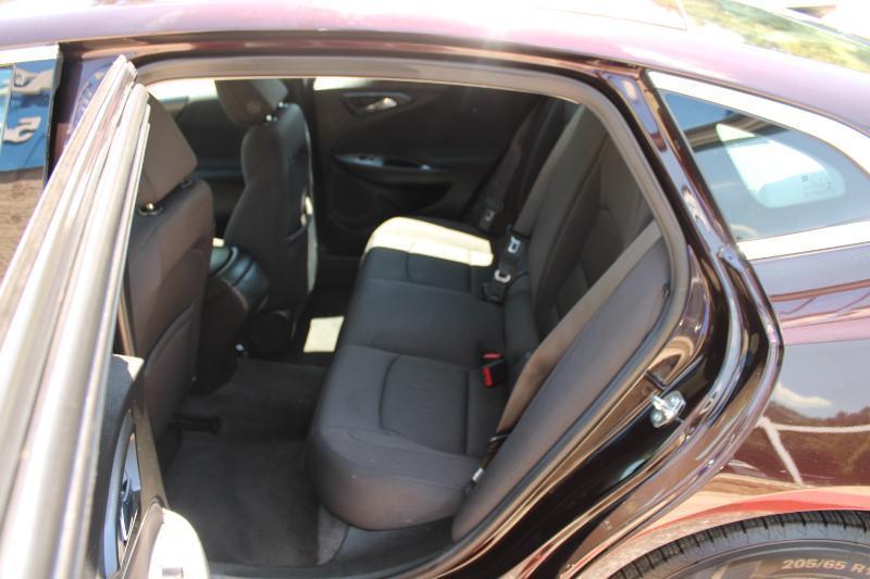 Chevrolet Malibu 4dr Sdn LS w/1FL 2021