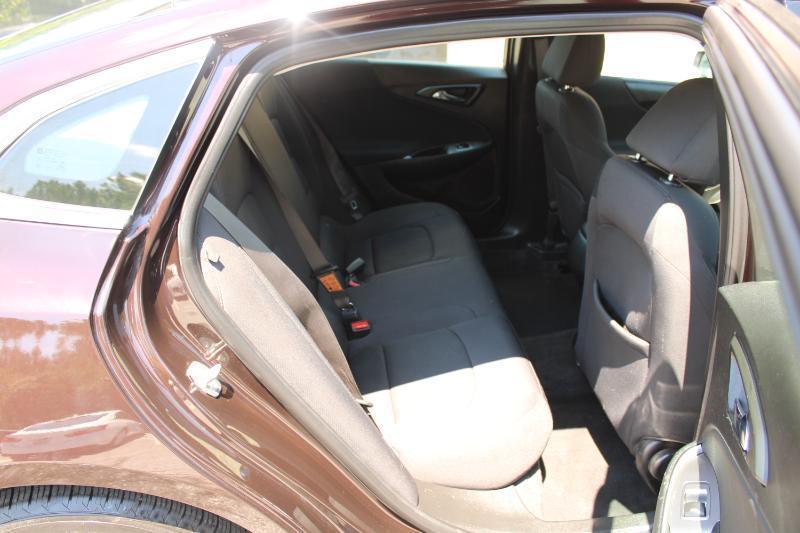 Chevrolet Malibu 4dr Sdn LS w/1FL 2021