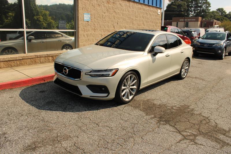 Volvo S60 T5 FWD Momentum 2021