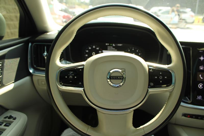 Volvo S60 T5 FWD Momentum 2021