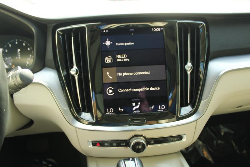 Volvo S60 T5 FWD Momentum 2021