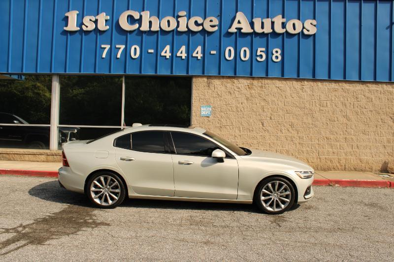 Volvo S60 T5 FWD Momentum 2021