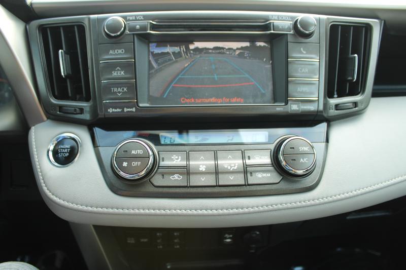 Toyota RAV4 AWD 4dr Limited (Natl) 2013