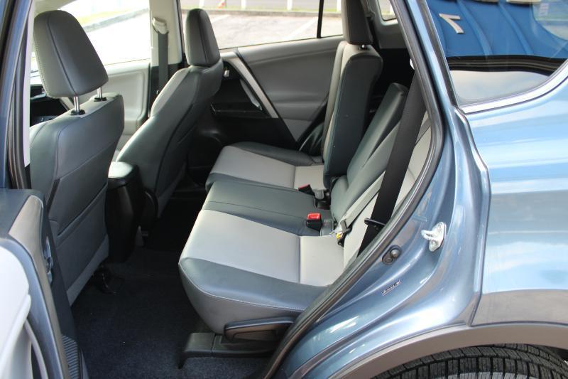 Toyota RAV4 AWD 4dr Limited (Natl) 2013
