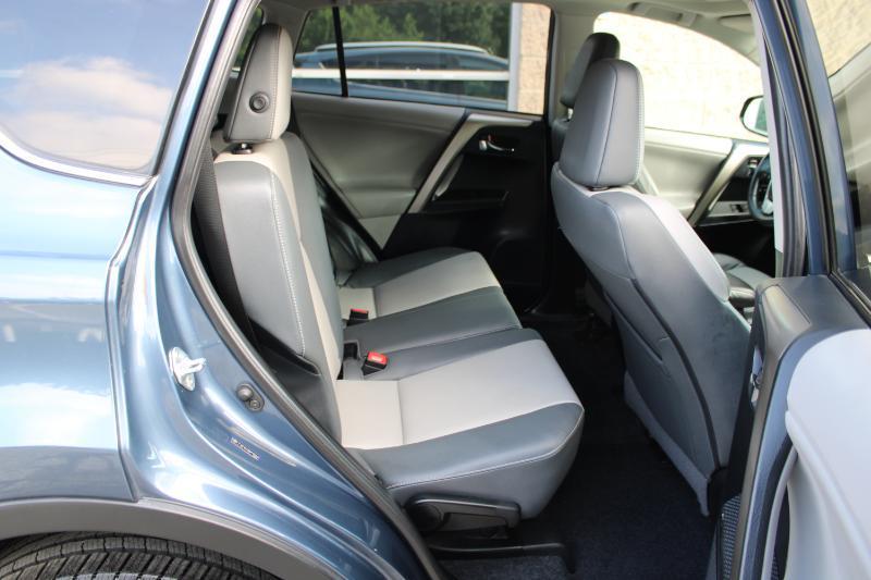 Toyota RAV4 AWD 4dr Limited (Natl) 2013