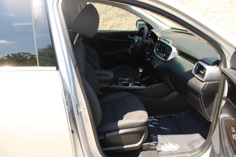 Kia Sorento L FWD 2019