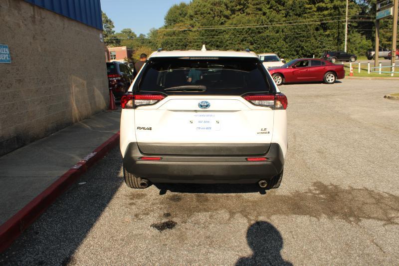 Toyota RAV4 Hybrid LE AWD (Natl) 2022