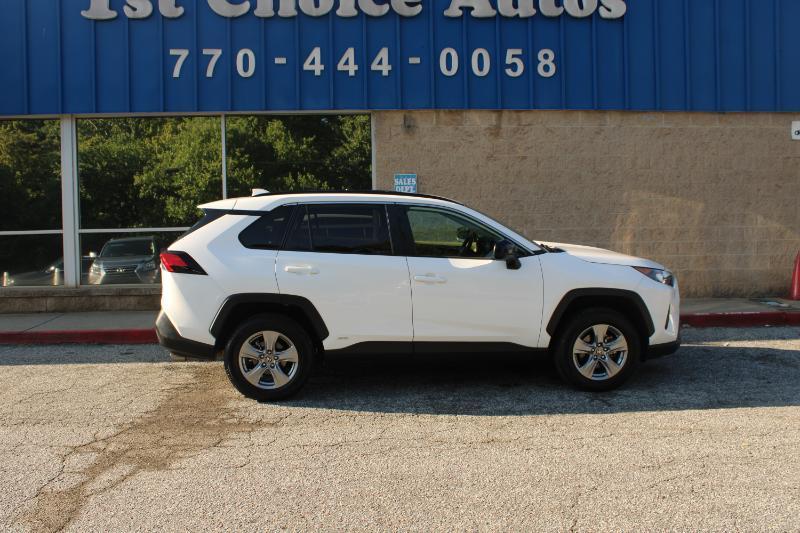 Toyota RAV4 Hybrid LE AWD (Natl) 2022