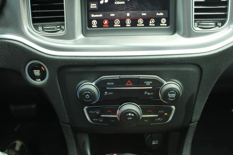 Dodge Charger SXT RWD 2020