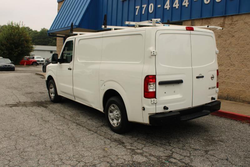 Nissan NV Cargo NV2500 HD Standard Roof V6 SV 2019