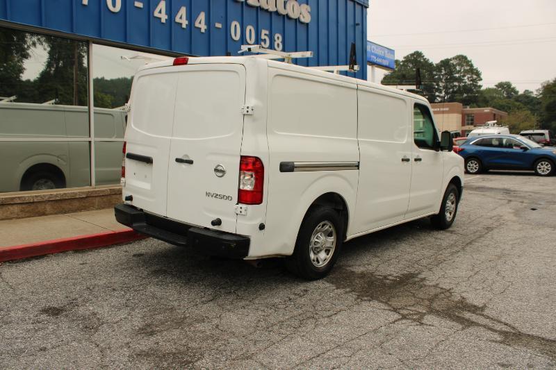 Nissan NV Cargo NV2500 HD Standard Roof V6 SV 2019