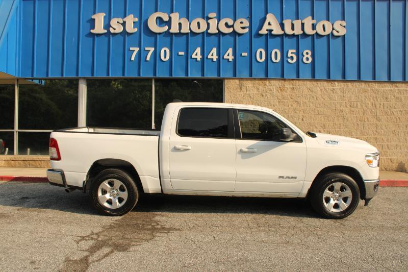 RAM 1500 Big Horn 4x2 Crew Cab 5'7" Box 2021
