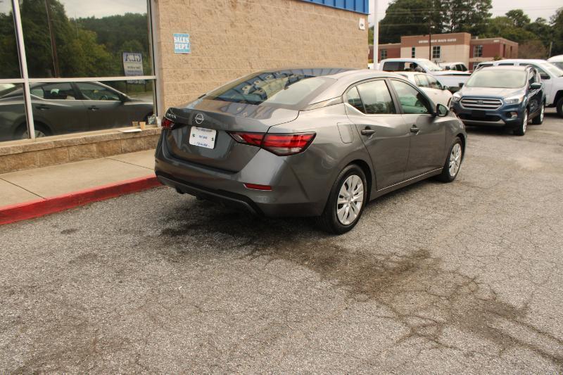 Nissan Sentra S CVT 2024