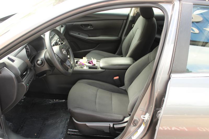 Nissan Sentra S CVT 2024