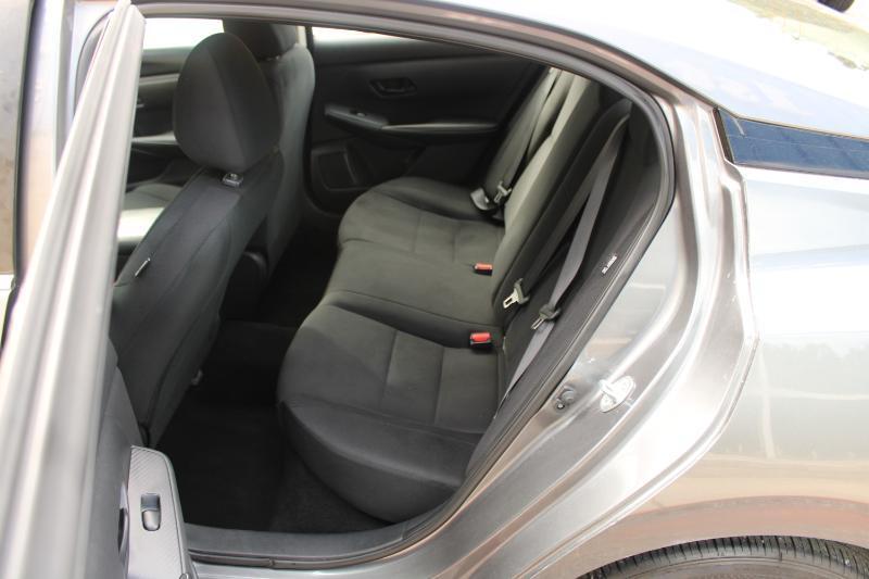 Nissan Sentra S CVT 2024