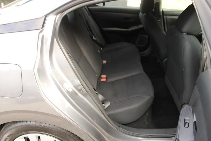 Nissan Sentra S CVT 2024