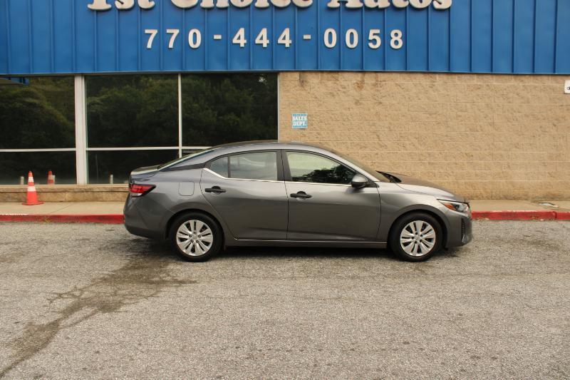 Nissan Sentra S CVT 2024
