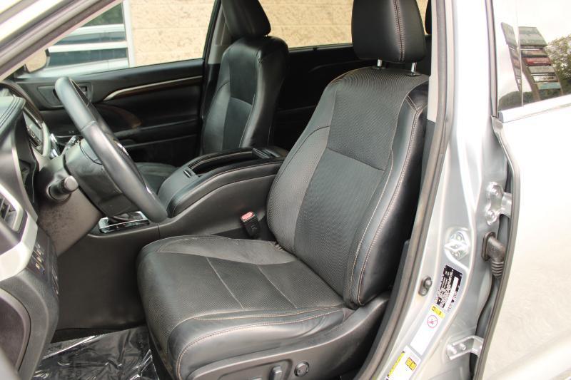 Toyota Highlander FWD 4dr V6 Limited (Natl) 2016