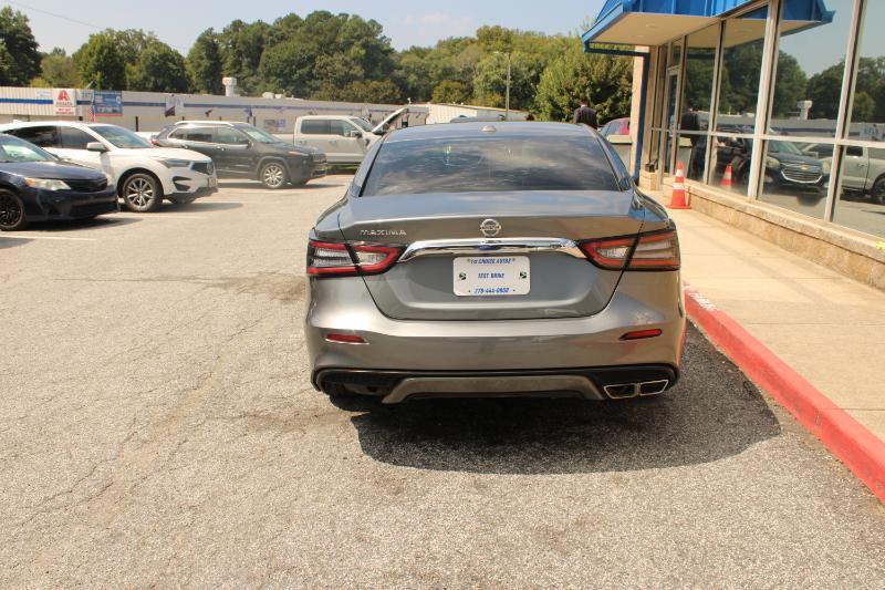 Nissan Maxima S 3.5L 2019