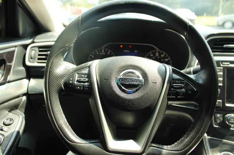 Nissan Maxima S 3.5L 2019
