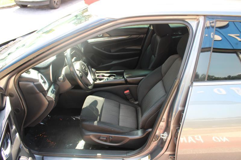 Nissan Maxima S 3.5L 2019