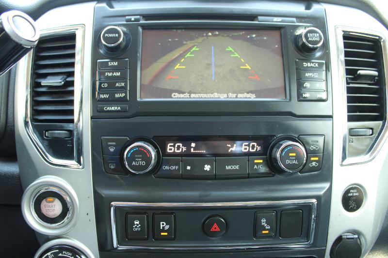 Nissan Titan 4x4 Crew Cab PRO-4X 2017