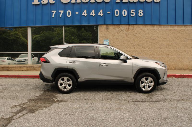 Toyota RAV4 Hybrid LE AWD (Natl) 2021