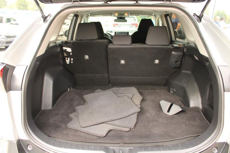 Toyota RAV4 Hybrid LE AWD (Natl) 2021