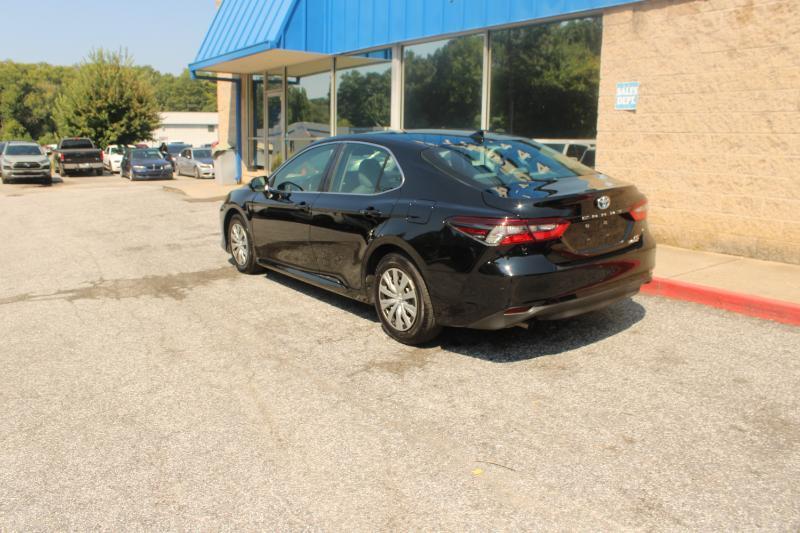 Toyota Camry Hybrid LE CVT (Natl) 2022