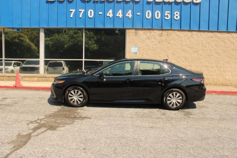 Toyota Camry Hybrid LE CVT (Natl) 2022