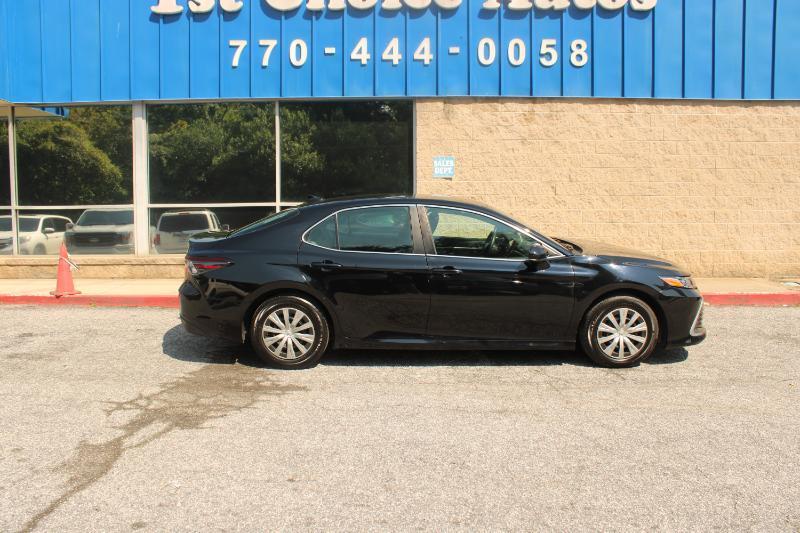 Toyota Camry Hybrid LE CVT (Natl) 2022