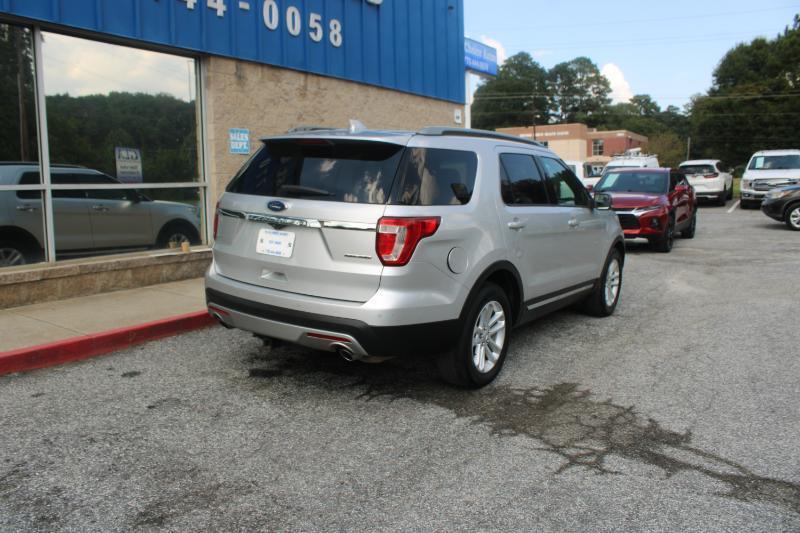 Ford Explorer FWD 4dr XLT 2016