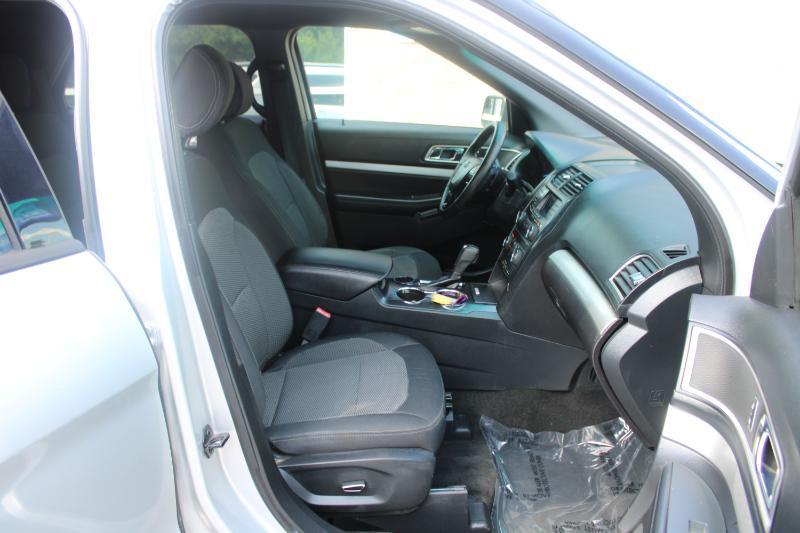 Ford Explorer FWD 4dr XLT 2016