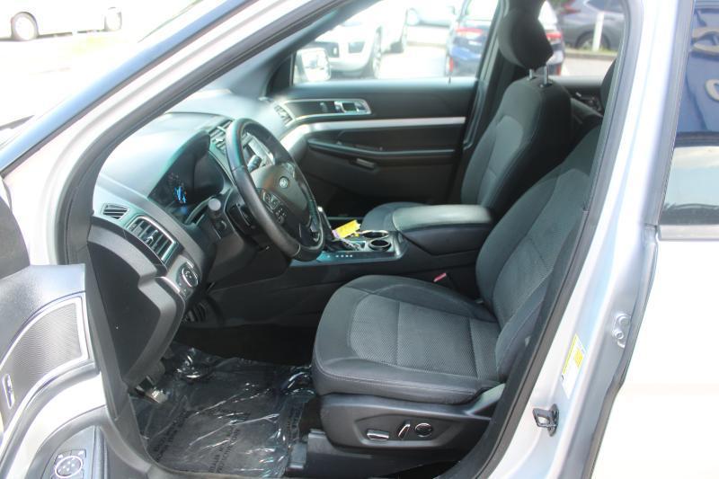 Ford Explorer FWD 4dr XLT 2016