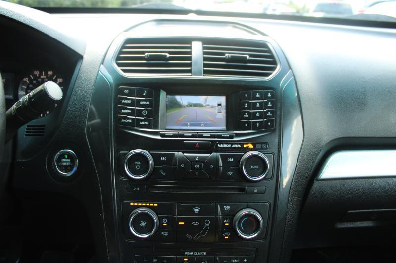 Ford Explorer FWD 4dr XLT 2016