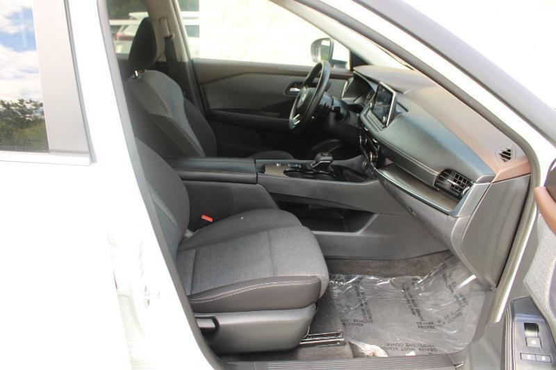 Nissan Rogue FWD SV *Ltd Avail* 2023