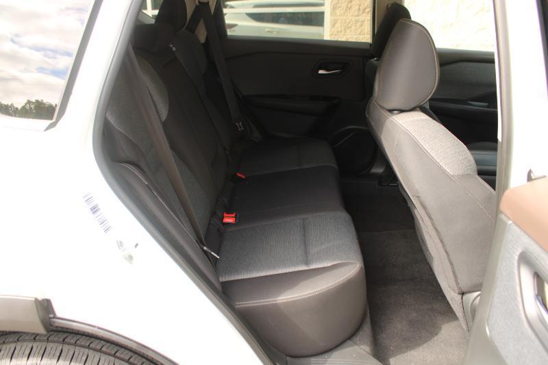 Nissan Rogue FWD SV *Ltd Avail* 2023