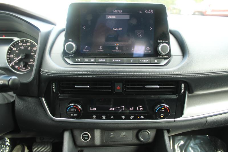 Nissan Rogue FWD SV *Ltd Avail* 2023