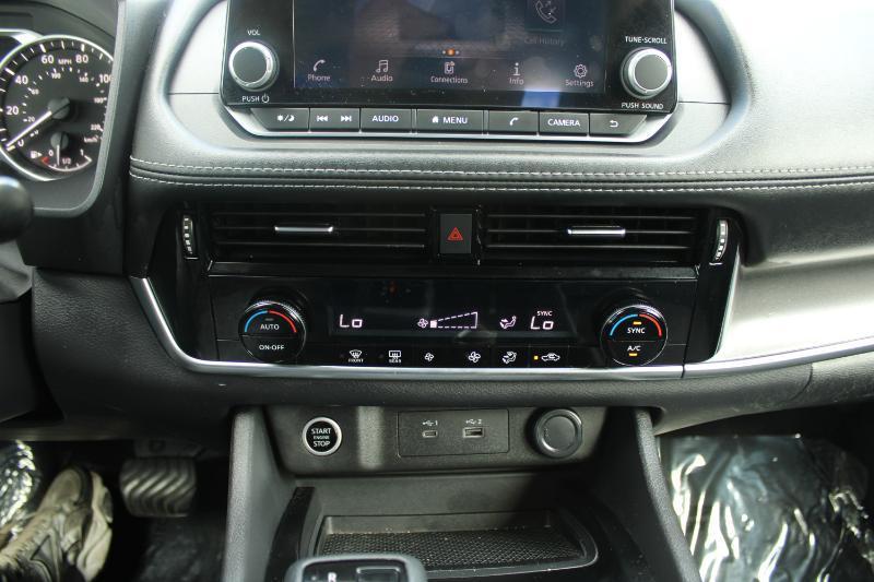 Nissan Rogue FWD SV *Ltd Avail* 2023