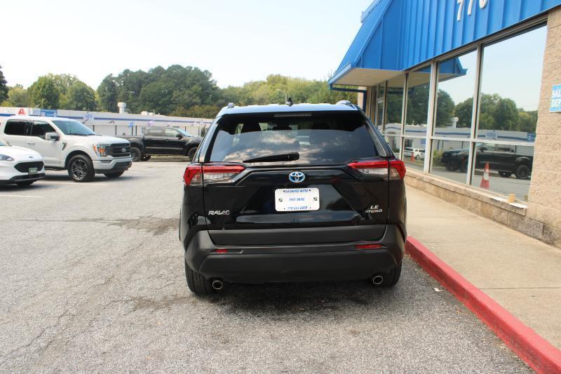 Toyota RAV4 Hybrid LE AWD (Natl) 2021
