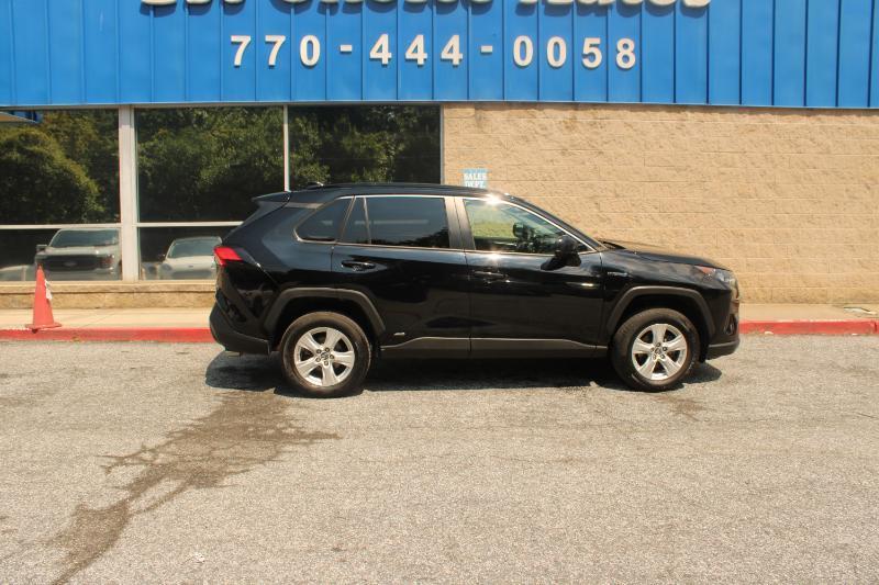 Toyota RAV4 Hybrid LE AWD (Natl) 2021
