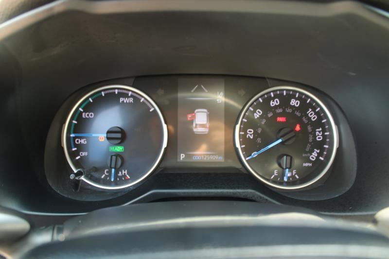 Toyota RAV4 Hybrid LE AWD (Natl) 2021